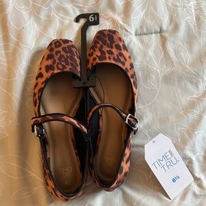 Time and Tru Cheetah Flats